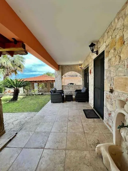 #Als- Stone Maisonette In Παλιούρι 0*,