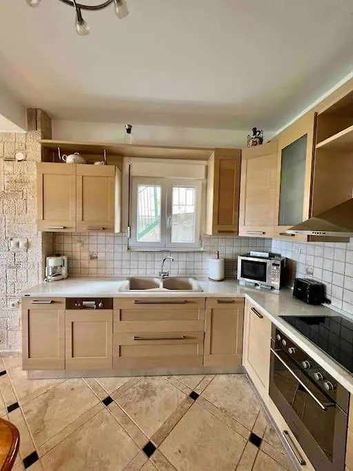 #Als- Stone Maisonette In Παλιούρι